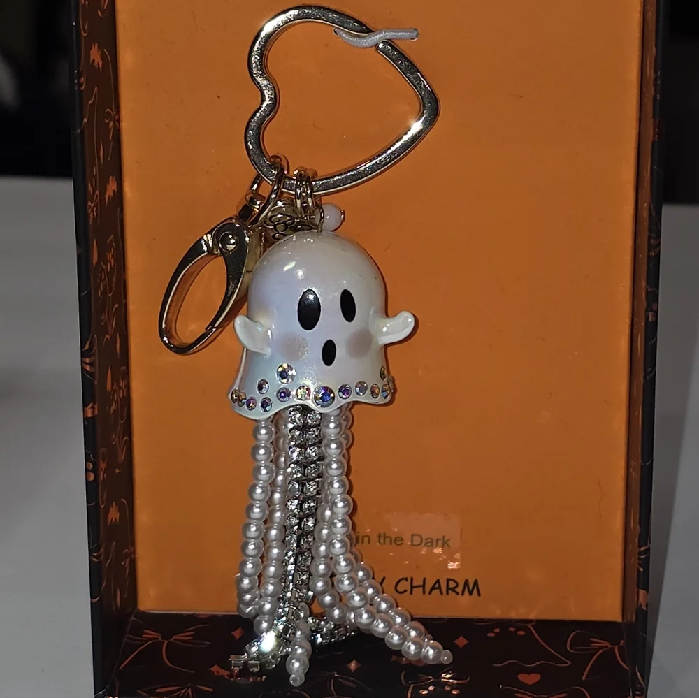 Betsey Johnson‎ Ghost Charm Keychain Jeweled Halloween Bag Purse Accessory